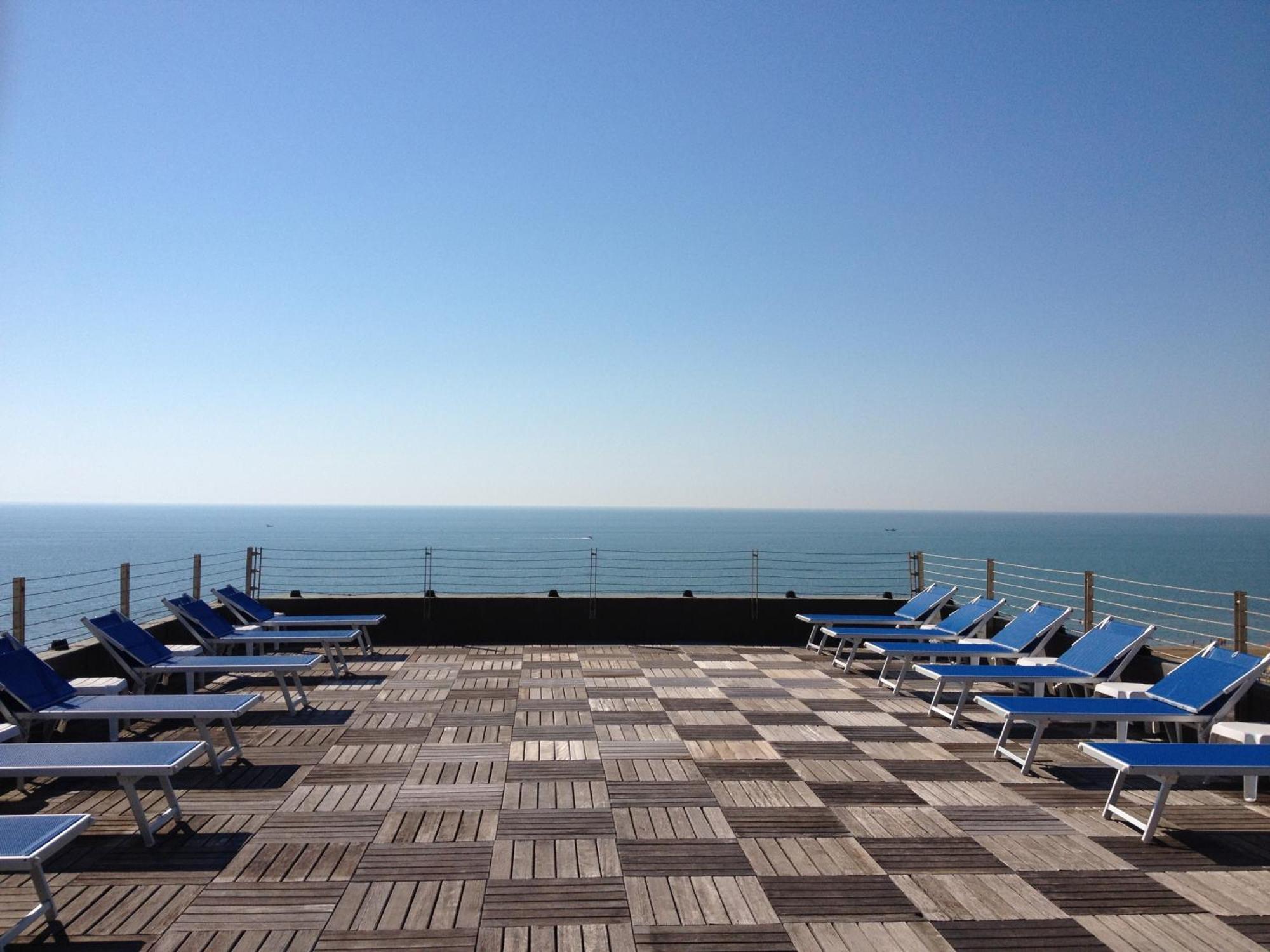 Grand Hotel Playa Λινιάνο Σαμπιαντόρο Εξωτερικό φωτογραφία
