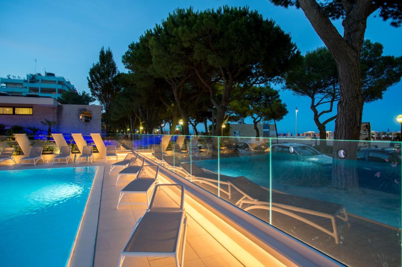 Grand Hotel Playa Λινιάνο Σαμπιαντόρο Εξωτερικό φωτογραφία